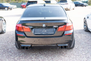 BMW M5 F10 4.4 V8 Twinpower Turbo 560 ZS, 680 NM