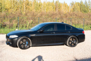 BMW M5 F10 4.4 V8 Twinpower Turbo 560 ZS, 680 NM