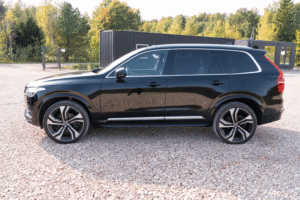 Volvo XC90 B5 Mild Hybrids,AWD Plus Bright,Onyx Black,7 sēdvietas